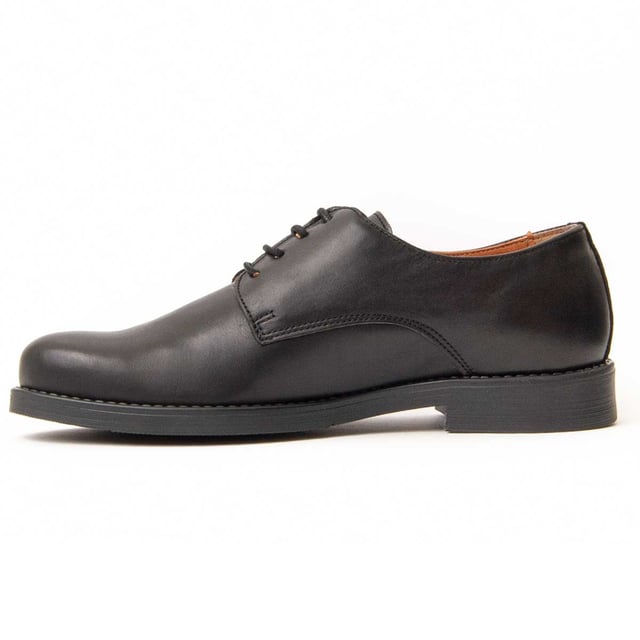 Hecho en España. Garantía Purapiel, 10 años de garantía. Zapato de cordones clásico para hombre. Fabricado en cuero 100% natural libre de Cromo VI. Materiales de máxima calidad. Suela de goma antideslizante. Plantilla acolchada. Fabricado por otras marca para nuestra marca.