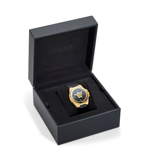 This Versace Hera Analogue Watch for Women is the perfect timepiece to wear or to gift. It's Gold 37 mm Round case combined with the comfortable Black Leather watch band will ensure you enjoy this stunning timepiece without any compromise. Operated by a high quality Quartz movement and water resistant to 5 bars, your watch will keep ticking. This high quality watch is an incredible eye-catching Ladies watch. This Analogue watch has a Swiss Made Movement High quality 19 cm length and 22 mm width Black Leather strap with a Deployment clasp Case diameter: 37 mm,case thickness: 12 mm, case colour: Gold and dial colour: Black