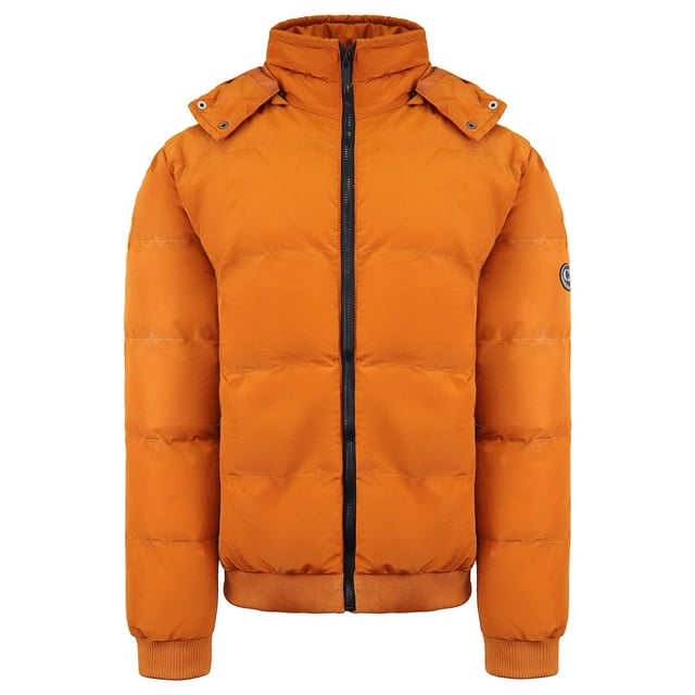Gevoerde afwerking - Synthetische vulling houdt je warm
Synthetische vulling houdt je warm -
Stretch manchetten en zoom verzekeren de pasvorm - Volledige ritssluiting aan de voorkant
Volledige ritssluiting aan de voorkant - Capuchon
Capuchon voor meer bedekking - Logo's
Logo's geven hun goedkeuringsstempel - De capuchon is voorzien van een rits