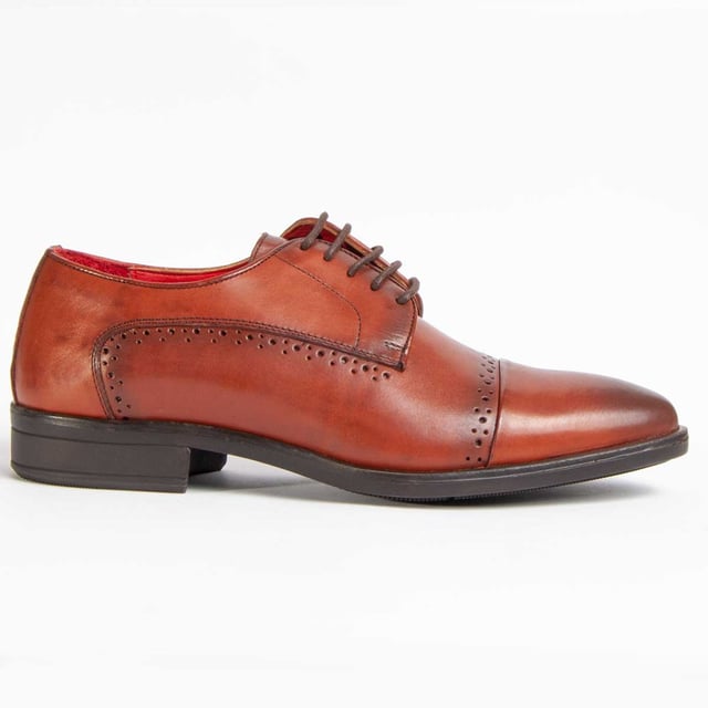 Garantía Purapiel, 10 años de garantía. Zapato de cordón para hombre. Fabricado en cuero 100% natural libre de Cromo VI. Materiales de máxima calidad. Suela cosida de cuero. Plantilla acolchada. Fabricado por otras marca para nuestra marca.