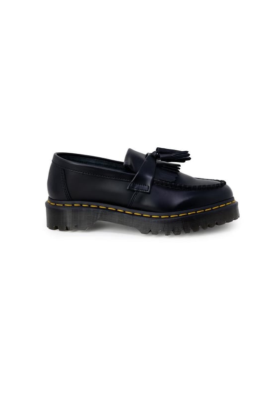 Brand: Dr. Martens
  Gender: Women
  Type: Slip on Shoes
  Season: Fall/Winter
  Color: Black
  Composition: 100% leather
Material: Leather