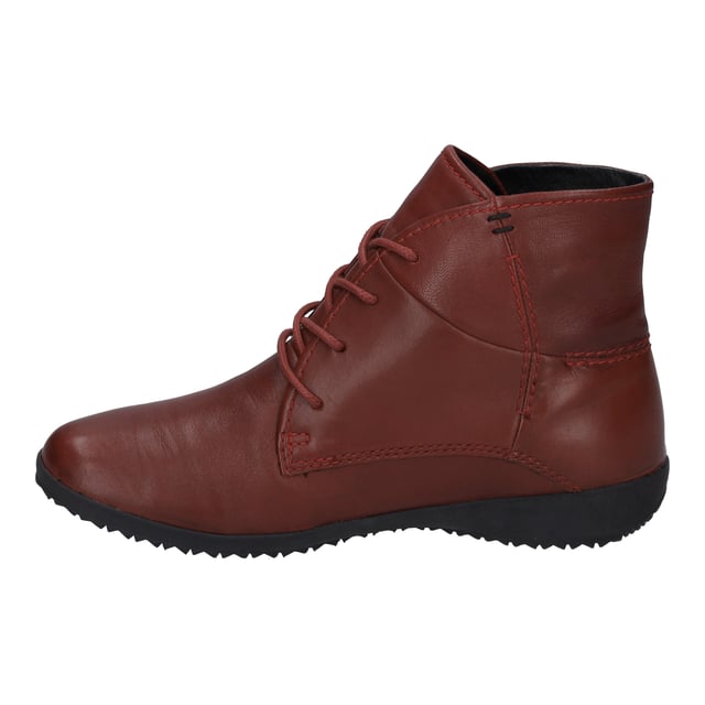 Stiefeletten-Zeit ist Herbst und Winter-Zeit. Genieße diese besondere Zeit im Jahr mit unseren alltagstauglichen Stiefeletten für Damen. Unsere Stiefelette wird für Dich aus robustem Nappa-Leder produziert. Das Modell Naly 09 ermöglicht einen leichten Einstieg dank praktischer Schnürung. Für angenehm warme Füße im Herbst und Winter ist die Stiefelette mit weichem Textil warm gefüttert. Die Machart AGO steht für robuste Schuhe mit sehr hoher Passformstabilität. Weite G ist die Komfortweite für alle normal gebauten Füße. Geh Deinen Weg mit Naly 09.