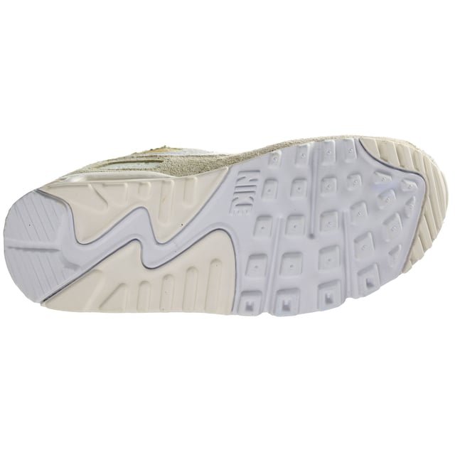 womens air max beige