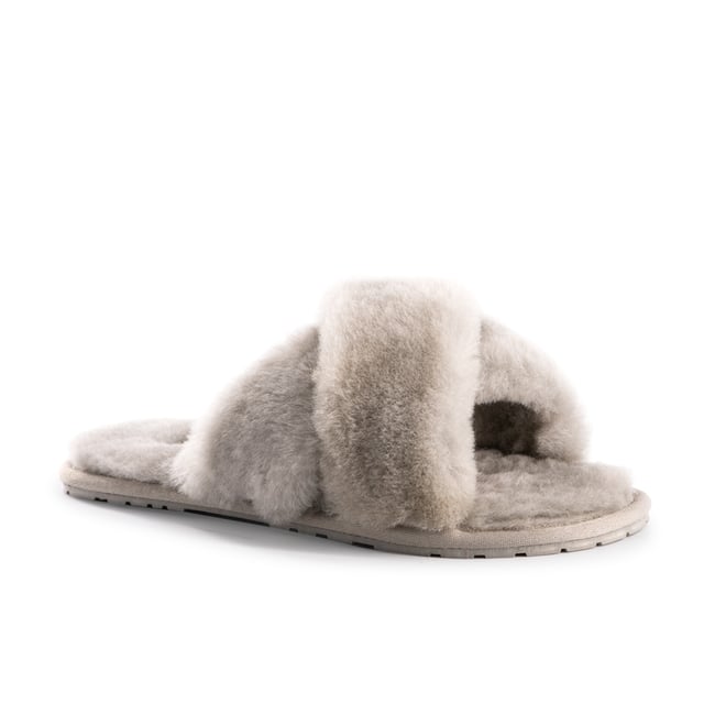 Aus Wooli Australia Women Sheepskin Wool Brighton Slippers Soft premium genuine Australian Sheepskin wool upper
Easy to slide on footwear used in any weather
Full premium sheepskin insole
Cross over style strap giving a great fit
Soft Rubber outsole – highly durable and lightweight
Stylish, Fluffy and cosy all at the same time
100% brand new and high quality, comes in a branded box, suitable for gifting