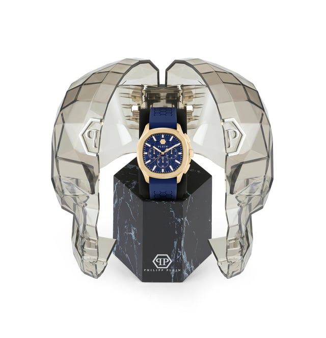 This Philipp Plein $keleton $pectre Chronograph Watch for Men is the perfect timepiece to wear or to gift. It's Gold 44 mm Round case combined with the comfortable Blue Silicone watch band will ensure you enjoy this stunning timepiece without any compromise. Operated by a high quality Quartz movement and water resistant to 5 bars, your watch will keep ticking.