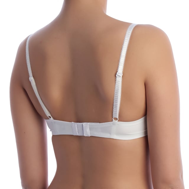 VIKI padded underwired bra, designed to enhance the figure with optimal support and a comfortable and feminine design.

 Details:

 - Underwire design with shaping padding.
 - Soft, molded cups.
 - Delicate lace on the sides.
 - Adjustable straps and back closure.
 - Decorative bow in the center.
 - Made of high quality materials.
 - Especially for large sizes.

 The VIKI model is a padded, underwired bra that combines support, elegance and comfort, ideal for those looking for an underwired bra that enhances the bust with a refined design.
 Composition: 51% Polyester, 41% Polyamide, 8% Elastane
 Care:
Machine wash up to 30ºC.
 Avoid using bleach.
 Do not tumble dry.