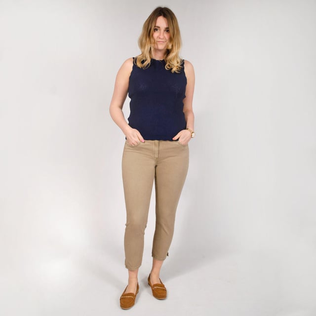 When you've worn Tom Tailor jeans, you'll know why they're sp popular!  These jeans in a classic slim fit are beautifully cut to flatter and feel like a second skin.  With discreet ankle vents at hem in a 7/8th length to finish one ankle.
Fit: Slim, Sizing: As expected