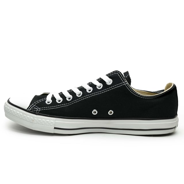 Spezifikationen: Niedrig geschnittene Sneaker im ikonischen Converse-Look aus Canvas mit dämpfender OrthoLite-Einlegesohle Obermaterial: Stoff Schnürung: Flache Schnürsenkel Sohlentyp: Niedrige Gummisohle Nummeriert: UK
