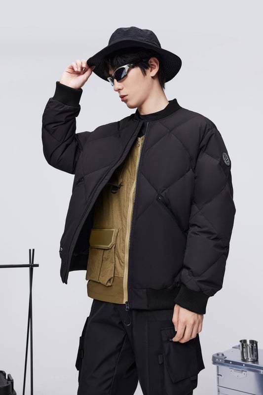 High-quality 680+ duck down for consistent warmth, premium custom-made buttons, and a classic fit with refined design and superior craftsmanship for ultimate comfort.
