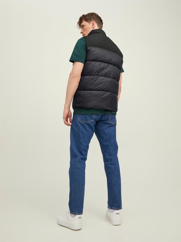 Jack & Jones mens gilets is a perfect winter wear jacket for transitional seasons. These mens quilted gilet have sleeveless body warmer jackets for men offering an extra layer of warmth without limiting flexibility. Jack and Jones gilet has a regular fit with ease around the body, a Full-zip vest with a logo puller, a high neck to block the wind and trap the heat and two side pockets for essential belongings. And stylish colour block pattern for a designer look. 

These lightweight gilet mens are perfect for walking, jogging, hiking, camping, climbing, travel, Outdoor activities, adventure trips, etc.