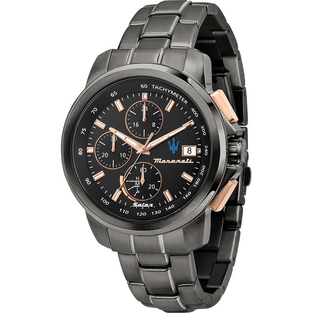 Estas fiestas, sorpréndase con un regalo exclusivo: el reloj Maserati para hombre modelo Successo Solar R8873645008. Este resistente reloj, acabado en negro con oro rosa, desprende estilo y clase. Una idea de regalo perfecta para las fiestas o un cumpleaños. El reloj combina funcionalidad con un diseño atrevido, lo que lo hace divertido tanto para regalar como para recibir. Sorprenda al hombre especial de su vida con este reloj y vea cómo se ilumina su rostro durante las fiestas. Complete el espíritu navideño colocando este precioso reloj bajo el árbol de Navidad y deje una impresión duradera. Compra este reloj Maserati con descuento en las rebajas. Reloj Maserati Successo Solar hombre negro/rosado en oferta Este reloj Maserati Successo Solar R8873645008 para hombre encarna el estilo y la funcionalidad con una resistencia al agua de 5ATM, lo que lo hace adecuado para el uso diario, incluso mientras se ducha. Con una pulsera equipada con un cierre desplegable, ofrece comodidad y seguridad. La caja del reloj, con un impresionante tamaño de 11,7 cm, alberga un movimiento de cuarzo de precisión. El cristal mineral protege el reloj analógico, mientras que la indicación de la fecha añade funcionalidad. Con un diámetro de 44 mm, el reloj irradia potencia, mientras que la correa, con una longitud de 21 cm y una anchura de 20 mm, garantiza un ajuste perfecto. Este reloj Maserati no es sólo un cronómetro, sino un símbolo de elegancia atemporal. Compre ahora el reloj Maserati para hombre en oferta. Ver todos nuestros relojes.    Marca: MaseratiNombre del modelo: Successo Solar R8873645008 Categoría: reloj para hombreMateriales: acero inoxidableColor: negro, rosa