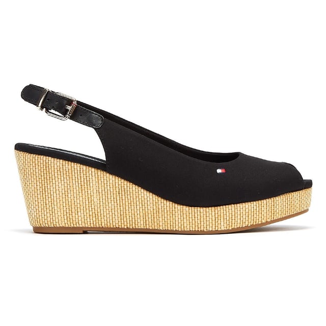Diese Espadrille-Plattform mit Slingback-Design ist in dieser Saison ein Must-Have.