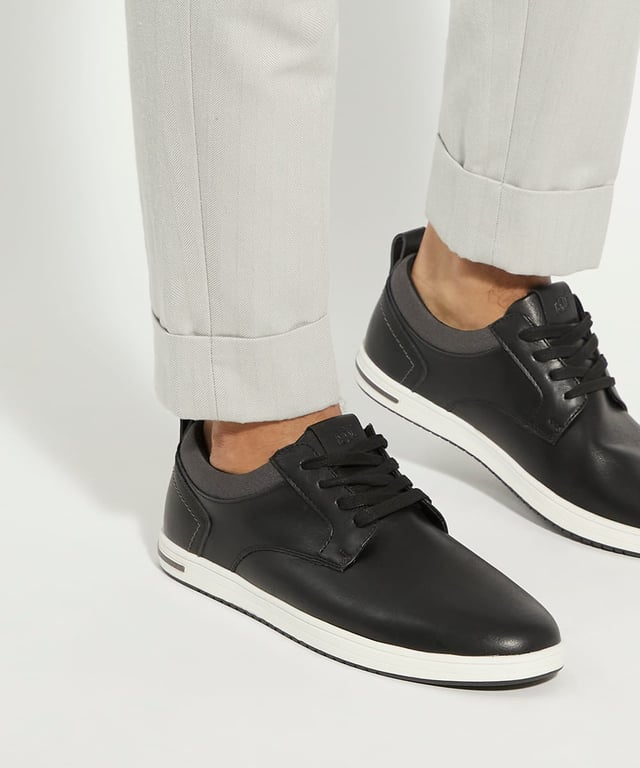 Dune Mens Wf Travels - Wide Fit Leather Lace-Up Trainer Upgrade your casual footwear collection with Travels, a trainer that stands out from the rest. Crafted from high-quality leather and designed in a wide fit style, this versatile pair combines durability with a sleek, refined look. With a classic lace-up fastening and cushioned heel, Travels provides all-day comfort and support.