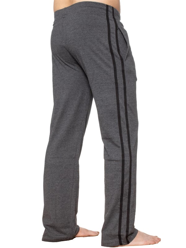 These Regular fit EZLP586 Lounge pants feature classic contrast stripes to sides, 2 side pockets, cotton blend for superior comfort, adjustable waist with drawstrings
