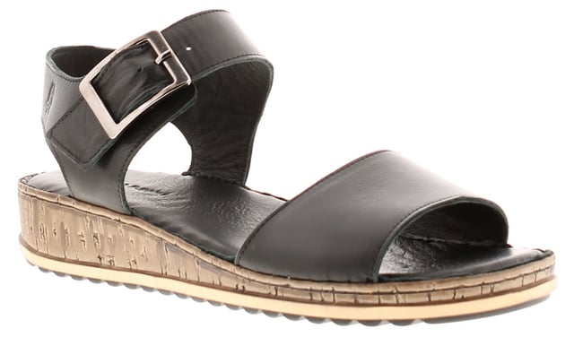 Hush Puppies Ellie Sandals Womens The Ellie wedge sandal will put a spring in your step with ZeroG design built with super lightweight crafted from soft premium leather, and features a soft leather lining and extra padded leather sock for ultimate comfort.
- ZeroG: Built with super-lightweight materials, this outsole keeps your feet at ease all day long.
- Suede Upper with Leather Sock and Lining.
- Extra Padded Cushion Comfort Insole.
- Hard wearing PU sole