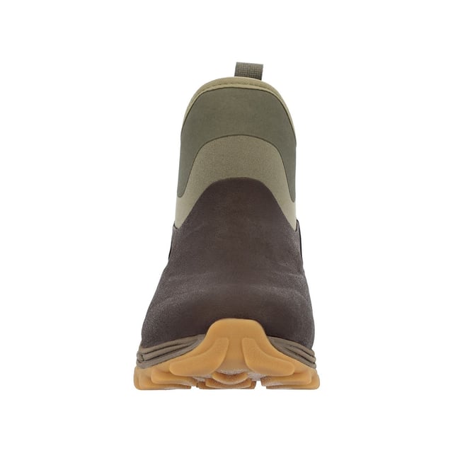 De Arctic Sport II Ankle is gemaakt van Muck's traditionele handgelegde rubber. Om het gewicht te verminderen en de flexibiliteit te vergroten, hebben we onze Muckskin technologie gebruikt. Deze technologie bestaat uit een bedrukte rubberen coating over neopreen die 100% waterdicht is.
