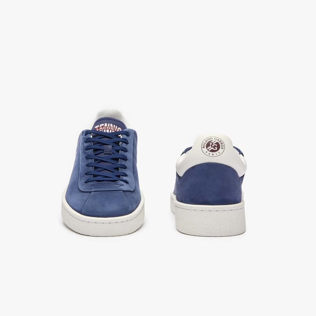 The Lineshot is inspired by Lacoste’s archive from the ‘90s. This low-top style features a mesh collar for breathability  as well as an Ortholite footbed to ensure extra comfort. Complete with branding throughout  it lends casual looks with a signature finish in a leather upper with suede overlays.-Leather upper-Mesh collar-Rubber outsole-Crocodile to side-Branding to heel
