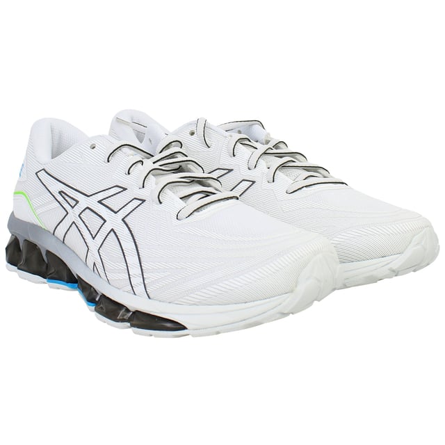 Erleben Sie 360 Grad Dämpfung und dynamische Performance mit den Asics Gel-Quantum 360 VII Herren Trainers. Entwickelt für energiegeladene Workouts und vielseitige Trainingseinheiten, kombinieren diese Trainers die durchgehende GEL®-Dämpfung mit reaktionsschneller Zwischensohlen-Technologie, um überlegenen Komfort und Stoßabsorption zu bieten. Das leichte, atmungsaktive Obermaterial sorgt für eine sichere, adaptive Passform, während die strapazierfähige Außensohle zuverlässigen Halt auf verschiedenen Oberflächen bietet.

Wesentliche Merkmale:
360 GEL® Dämpfungssystem:

Bietet allseitige Stoßabsorption vom Fersenbereich bis zu den Zehen und sorgt so für sanfte Übergänge und reduzierten Aufprall bei jedem Schritt.

Technisch fortschrittliches, atmungsaktives Obermaterial:

Hergestellt aus leichtem Mesh, das die Luftzirkulation fördert und sich an Ihren Fuß anpasst, um während intensiver Aktivitäten eine sichere, bequeme Passform zu gewährleisten.

Reaktionsschnelle Zwischensohlen-Technologie:

Optimiert für Energierückgabe, minimiert dieses Zwischensohlen-Design die Ermüdung, indem es einen dynamischen und effizienten Gang liefert.

Strapazierfähige Gummiaußensohle:

Entwickelt mit hochabriebfestem Gummi für verbesserte Traktion und Stabilität auf verschiedenen Oberflächen, unterstützt agile Bewegungen.

Modernes, vielseitiges Design:

Elegante Ästhetik kombiniert mit funktionaler Leistung macht diese Trainers ideal für sowohl anspruchsvolle Trainingseinheiten als auch für den täglichen Gebrauch.

Erhöhen Sie Ihr Workout-Erlebnis mit den Asics Gel-Quantum 360 VII Herren Trainers – wo innovative Dämpfung auf außergewöhnliche Unterstützung und Stil trifft.