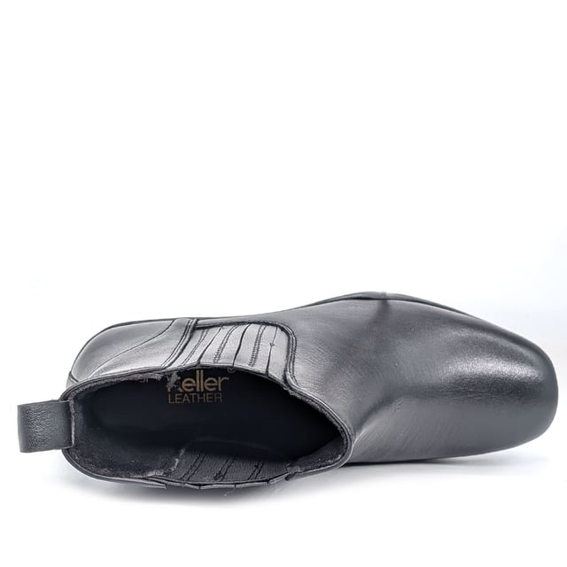 Experience complete comfort every day in the Dr Keller Anna Chelsea Boots. Cut from soft leather uppers with side panels and a rear pull tab, the Chelsea Boots offer a traditional pull-on footwear style, perfect for everyday wear.