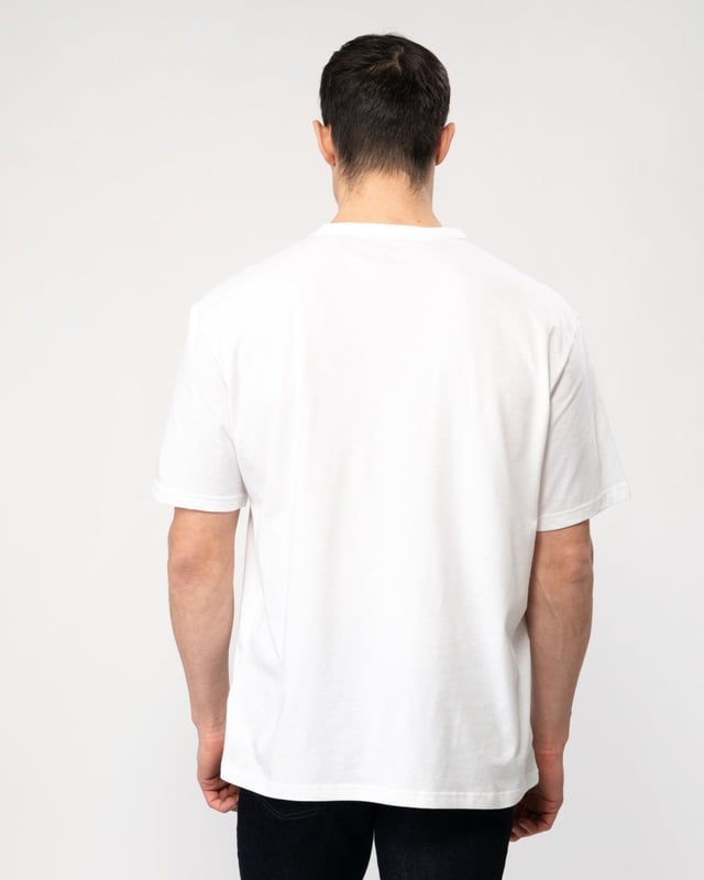Minimal designs in extra-soft materials are topped with bold, quintessential branding that shapes the INTENSE POWER range.
This T-shirt is made with 100% organic cotton, excluding trims. The organic cotton is grown free from synthetic pesticides, synthetic fertilizers and genetically modified seeds.

cotton jersey
crew neckline
short sleeves
Calvin Klein logo print on the chest


100% organic cotton
machine wash
tumble dry low
fits true to size
country of origin: Sri Lanka

000NM2567E
