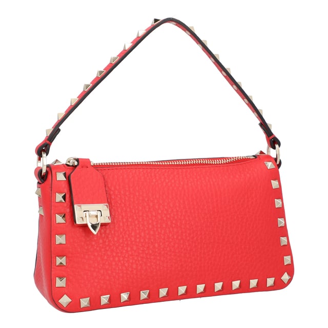 VALENTINO GARAVANI ROCKSTUD Small crossbody bag in grained calfskin Iconic hook closure reinterpreted with stopper zip pull
- Metallic effect rivets and accessories
- Double closure: zipper and hook
- With handles and detachable shoulder strap, can be carried on the shoulder, crossbody or by hand
- Internal card slot
- Strap drop: 55 cm (vertical height from the middle of the strap to the top of the bag)
- Dimensions: W19 x H13 x D7 cm