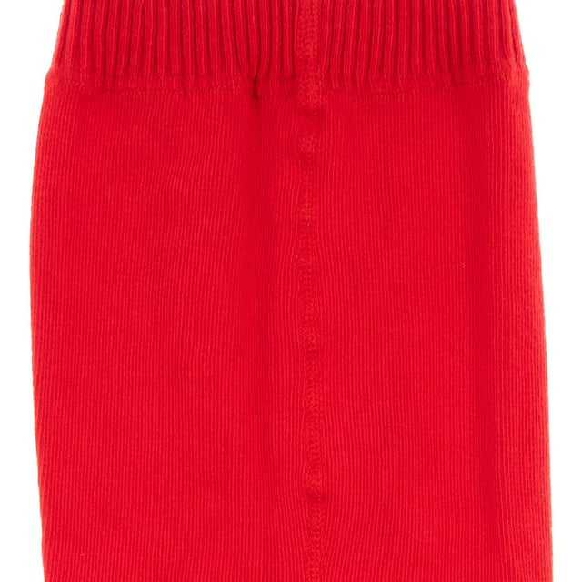 Child Leotard, Marie Claire. 
 Red. 
 Single jersey cotton fabrics warm Lycra fiber. 
 Thick tights. 
 Does balls. 
 Comfortable and adaptable waistband. 

 Composition: 
 - 18% Polyamide. 
 - 80% Cotton. 
 - 2% Spandex. 

 Care: 
 - Hand wash. 
 - Do not bleach. 
 - Do not tumble dry. 
 - Do not iron. 
 - Do not dry clean. 

 Composition: 80% Cotton, 18% Polyimide, 2% Elastane
 Care:
- Handwash.
 - Do not use bleach.
 - Do not use dryer.
 - Do not iron.
 - Do not dry clean.