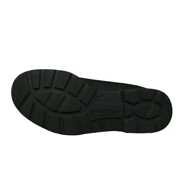 Especificaciones: Botín de piel con inserciones elásticas brillantes en ambos lados Cordones: Elásticos laterales Tipo de suela: Plantilla extraíble.