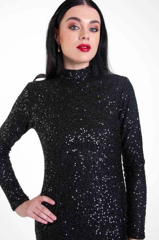Durante esta temporada de fiestas, hay un montón de celebraciones a las que asistir. Nuestro nuevo vestido midi ajustado con cuello alto y lentejuelas grises, forrado y brillante, con mangas largas y elegantes, llega debajo de la rodilla y combina con tus tacones favoritos. Desde dama de honor hasta vestido de invitada de boda y fiesta formal en la oficina, ¡siempre te sentirás hermosa con este vestido ajustado de lentejuelas!