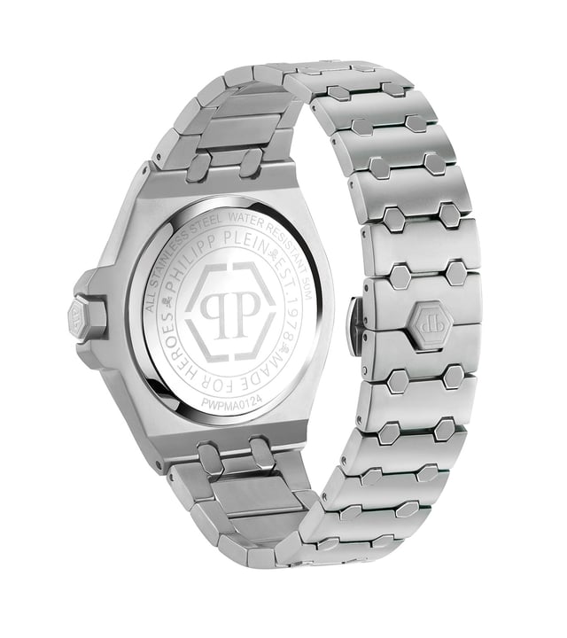 This Philipp Plein Plein Extreme Analogue Watch for Men is the perfect timepiece to wear or to gift. It's Silver 43 mm Round case combined with the comfortable Silver Stainless steel watch band will ensure you enjoy this stunning timepiece without any compromise. Operated by a high quality Quartz movement and water resistant to 5 bars, your watch will keep ticking.
