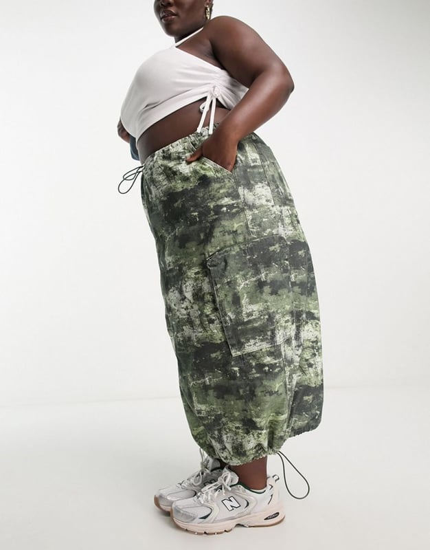 Camouflage shop midi skirt