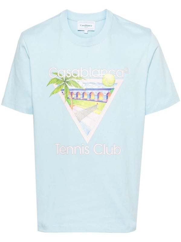 Casablanca's graphics often depict a fantastical world of sporty utopian scenes. The illustrative print on this organic cotton T-shirt portrays a Mexican-inspired landscape with a tennis court in the middle.