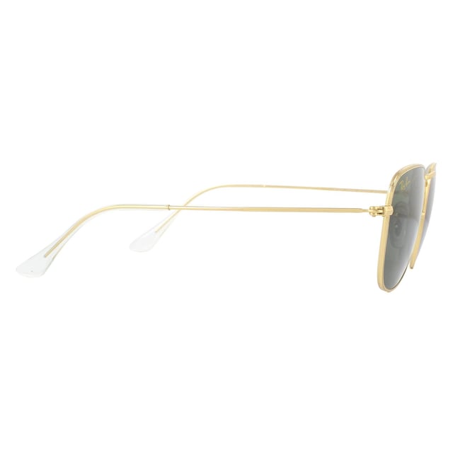 Las gafas de sol Ray-Ban Frank Legend RB3857 919631 Gold Green G-15 son un genial estilo retro traído de vuelta de los 90 con este giro a las clásicas gafas de sol redondas. Montura metálica fina combinada con patillas de acetato para un acabado contemporáneo.