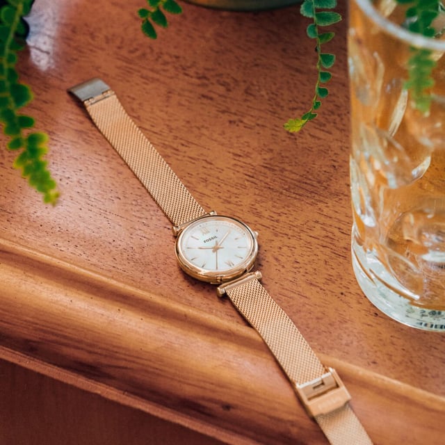 Fossil Carlie Mini Women s Rose Gold Watch ES4433