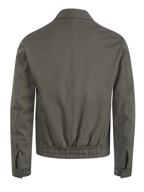 98% lana, 2% elastano; chaqueta Pal Zileri;  Modelo: M36SK709---42118 64;  Mano de obra de alta calidad;  cuello Kent;  Cremallera;  Dos bolsillos delanteros, un bolsillo interior;  Detalles del logotipo de Pal Zileri