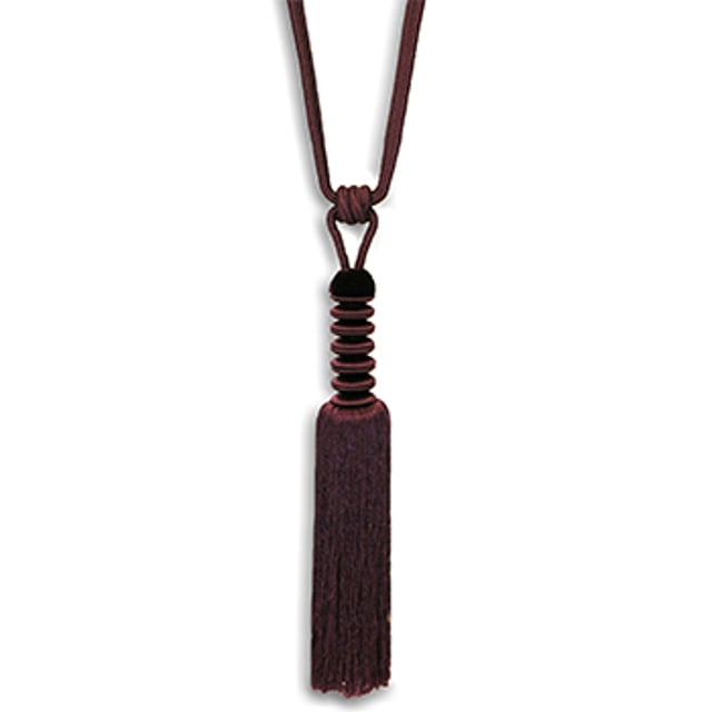 The Zen tiebacks in Damson purple have been designed to add character and charm to your curtains. Featuring a traditional silky-smooth tassel and an intricate corded design, this item is ideal for sprucing up your existing curtain set up.