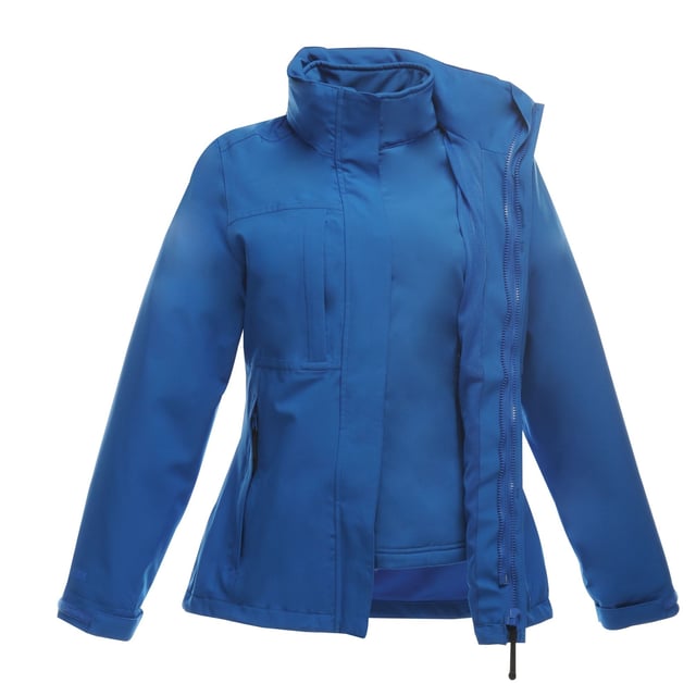 Waterproof and breathable Isotex 10000 fabric. Part mesh, part polyester taffeta lining. Taped seams. Concealed hood with adjusters. 2 zipped lower pockets and 1 zipped chest pocket. Double stormflap with hook and loop fastening. Adjustable cuffs. Adjustable shockcord hem. 100% Polyester. Regatta Mens sizing (chest approx): XS (35-36in/89-91.5cm), S (37-38in/94-96.5cm), M (39-40in/99-101.5cm), L (41-42in/104-106.5cm), XL (43-44in/109-112cm), XXL (46-48in/117-122cm), XXXL (49-51in/124.5-129.5cm), XXXXL (52-54in/132-137cm), XXXXXL (55-57in/140-145cm).