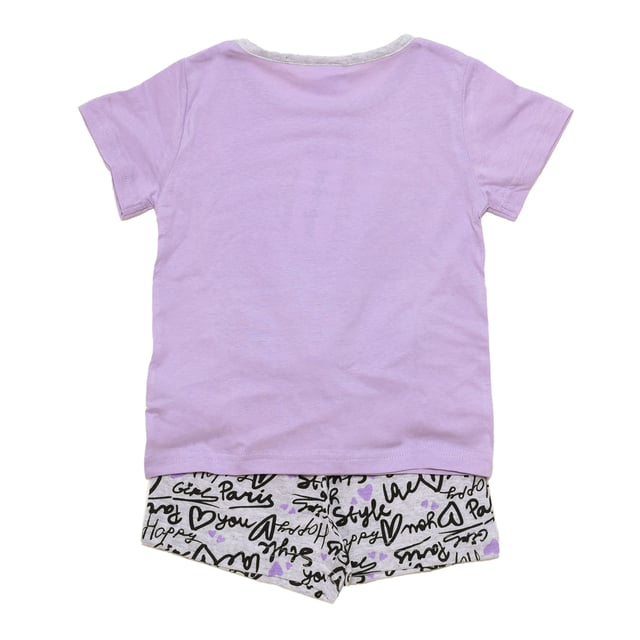 Short summer pajamas for girls from the Tobogan brand.
 Pajamas in cotton fabric consisting of two pieces, t-shirt and pants.
 Soft and breathable fabric.
 Short-sleeved T-shirt with central print.
 Round neck.
 Printed shorts.
 Elastic waist with adjustable drawstring for greater support.
 Seams seen in tone.
 Composition: T-shirt: 100% Cotton; Pants: 98% Cotton, 2% Polyester
 Care:
Machine wash maximum at 30º.
 Do not use bleach.
 Do not use dryer.
 Iron maximum at 110º.
 No dry cleaning.
 Use neutral detergents.
 Do not squeeze.
 Dry on the shadow.