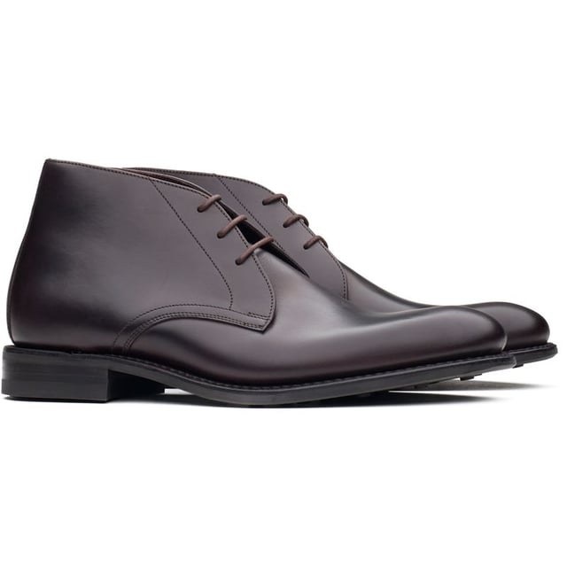 An Elegant Chukka Boot With A Formal Appeal, The Loake Eaton Lace-up Ankle Boot Is An Essential, Classic Boot For Your Debonair Footwear Collection. TheyÂ’re Crafted From Smooth, Polished Leather Uppers With Refined Stitching For A Nod To British Shoemaker Heritage, Adding A Sharp Edge To Your Smart Attire. The Sleek Outsole And Slim Laces Add A Distinctive Touch, Whilst Offering A Perfect Fit And Excellent Grip.