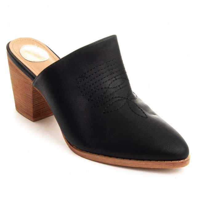 Women's high heel shoes. Comfortable fit. Padded insole. Non-slip sole. Reinforced stitching. Manufactured by other brands for our brand. Approximate measurements: 7 cm heel.