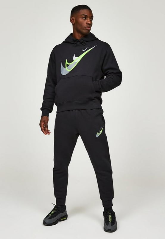 Nike Standard Issue Moto Overhead Tracksuit in Black