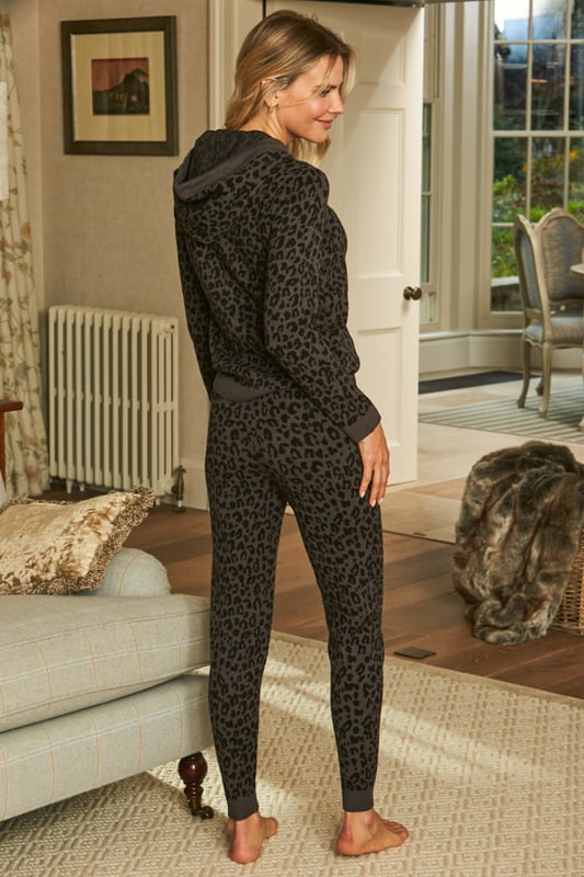 Grey leopard 2025 print loungewear