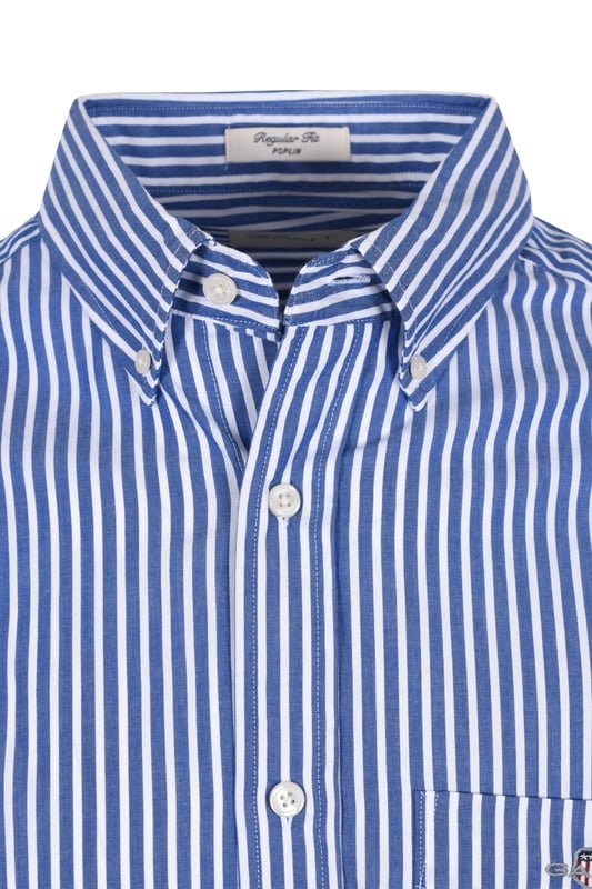 Gant Reg Poplin Stripe Shirt College Blue
100% cotton, regular fitting, with a box pleat to the back for added room and comfort. The durable and crisp poplin fabric looks and feels fantastic when worn, anf the very easy to style stripe is a must for your shirt rotation

100% Cotton
Poplin Fabric
Embroidered Badge
Style - 3000130