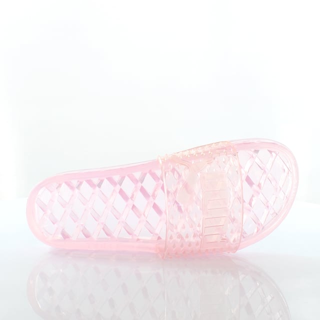 Puma x shop rihanna slides pink