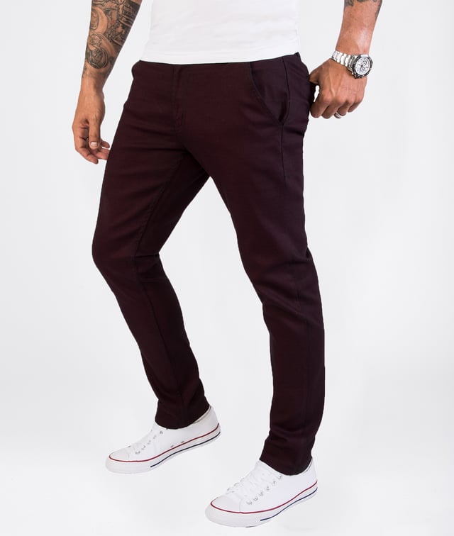 Angeboten wird eine Herren Chino Hose der Trendmarke "Rock-Creek". Super bequem Herren Hose aus Baumwolle. Top Qualität und Hochwertige Verarbeitung .
