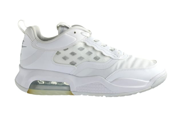 The Air Jordan shoes are a modern version harking back to the classic retro running shoes inspired by the models from the ‘90s. The upper, made out of high-quality materials, ensures ventilation, lightness, and a perfect fit for your foot. The foam used in the sole will absorb shocks at every step and ensure high comfort during everyday use.