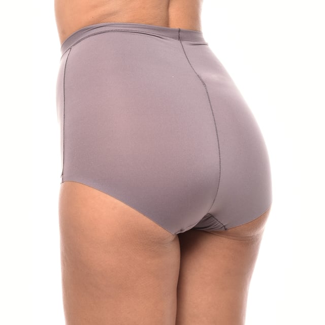 High Waist Panties Janira Flexie Adapt

 The Flexie Adapt High Waist Panties from Janira perfectly combine comfort and style.

 Made from an extraordinarily elastic polyamide, these panties adapt impeccably to any body type, offering a unique wearing experience.

 Thanks to their high-waist design, the Janira panties provide additional support that guarantees maximum comfort throughout the day.

 These high-waisted panties are designed with a double gusset in the front and cotton terry in the crotch, providing superior comfort all day long, ideal for extended wear.

 Available in one size that fits comfortably from S to XL, ensuring a flawless fit for different silhouettes and body shapes.
 Composition: 75% Polyamide, 25% Elastane
 Care:
- Hand wash or delicate cycle.
 - Use mild detergent.
 - Do not use bleach.
 - Air dry.
 - Do not iron.