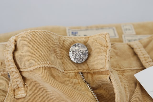 Brand: ACHT
  Condition: Brand new with tags
  Style: Skinny Jeans
  Color: Brown
  Model: Low Waist Corduroy Pants
  Closure: Zipper
  Material: 98% Cotton 2% Elastane
  Logo details
  Gender: Women
Material: 98% Cotton 2% Elastane