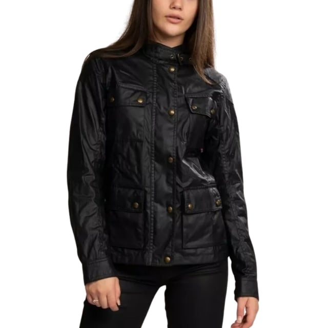 Belstaff Fieldmaster schwarze gewachste Jacke Erleben Sie ultimative Vielseitigkeit und Stil mit der Belstaff Black Jacket. Diese Jacke bietet sowohl Wärme als auch modisches Design und ermöglicht Ihnen den mühelosen Übergang von einem lässigen Tageslook zu einem schicken Abend-Outfit. Bleiben Sie gemütlich und sehen Sie fantastisch aus mit dieser unverzichtbaren Jacke!, Dünne, leichte Jacke, Material: 100 % Baumwolle, 6 Oz gewachste Baumwollbeschichtung, charakteristisches Belstaff-Karo-Baumwoll-Twill-Futter, wasser- und windabweisend, gebürstetes Cordfutter an Kragen, Bündchen und Saumkontaktpunkten, interner Kordelzug für verstellbare Passform. Reißverschluss mit Knopfverschluss, schwarzer dünner Mantel, schwarzer Mantel