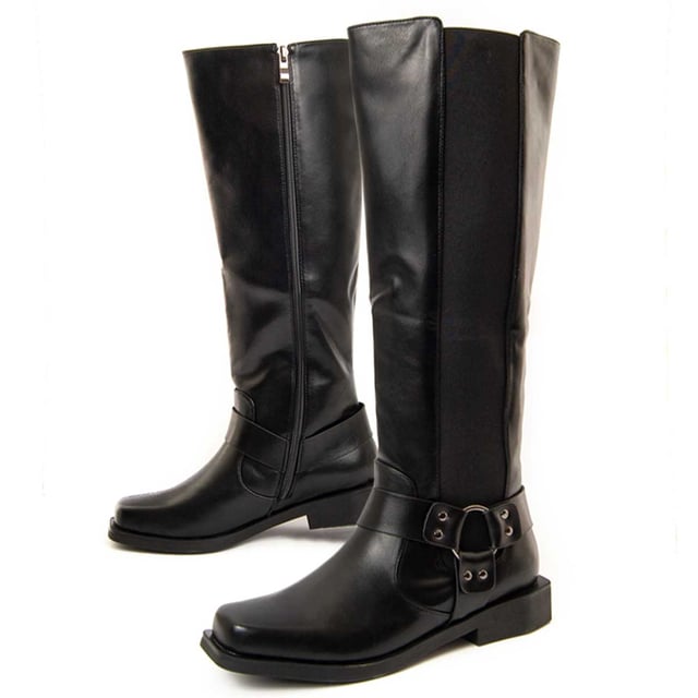 Bota casual para mujer. Calce cómodo. Plantilla acolchada de piel natural. Fabricado por otras marcas para nuestra marca. Medidas aproximadas: 35 cm alto de caña y 12 cm de ancho de caña.