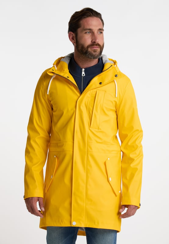 Schlechtwetter-Profi! Ob Regen oder Wind, der Regenparka, der gleichzeitig auch als Übergangsjacke fungiert, ist von DreiMaster Maritim designt und lässt Sie garantiert nicht im Stich. Gefertigt aus einem wasserdichten Obermaterial sind es die versiegelten Nähte, der verdeckte Reißverschluss und die große Kapuze, die den funktionalen Allrounder ausmachen. Für besonders angenehmen Tragekomfort sorgt ein weiches Jersey-Innenfutter in Melange sowie eine innen liegende Taillenkordel. Zwei seitliche Eingrifftaschen, eine Innentasche und die Brusttasche mit Reißverschluss runden den Style ab. Ein Logo-Print auf dem Oberarm und die mit Ankermotiv versehenen Druckknöpfe sorgen für einen maritimen Touch. Genießen Sie die Natur, auch wenn das Wetter mal nicht mitspielt.  Regenmantel